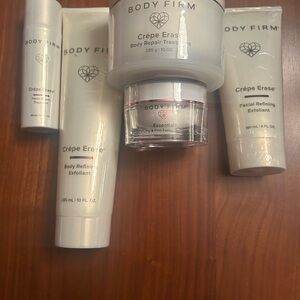 Crêpe Erase Skincare Set - White